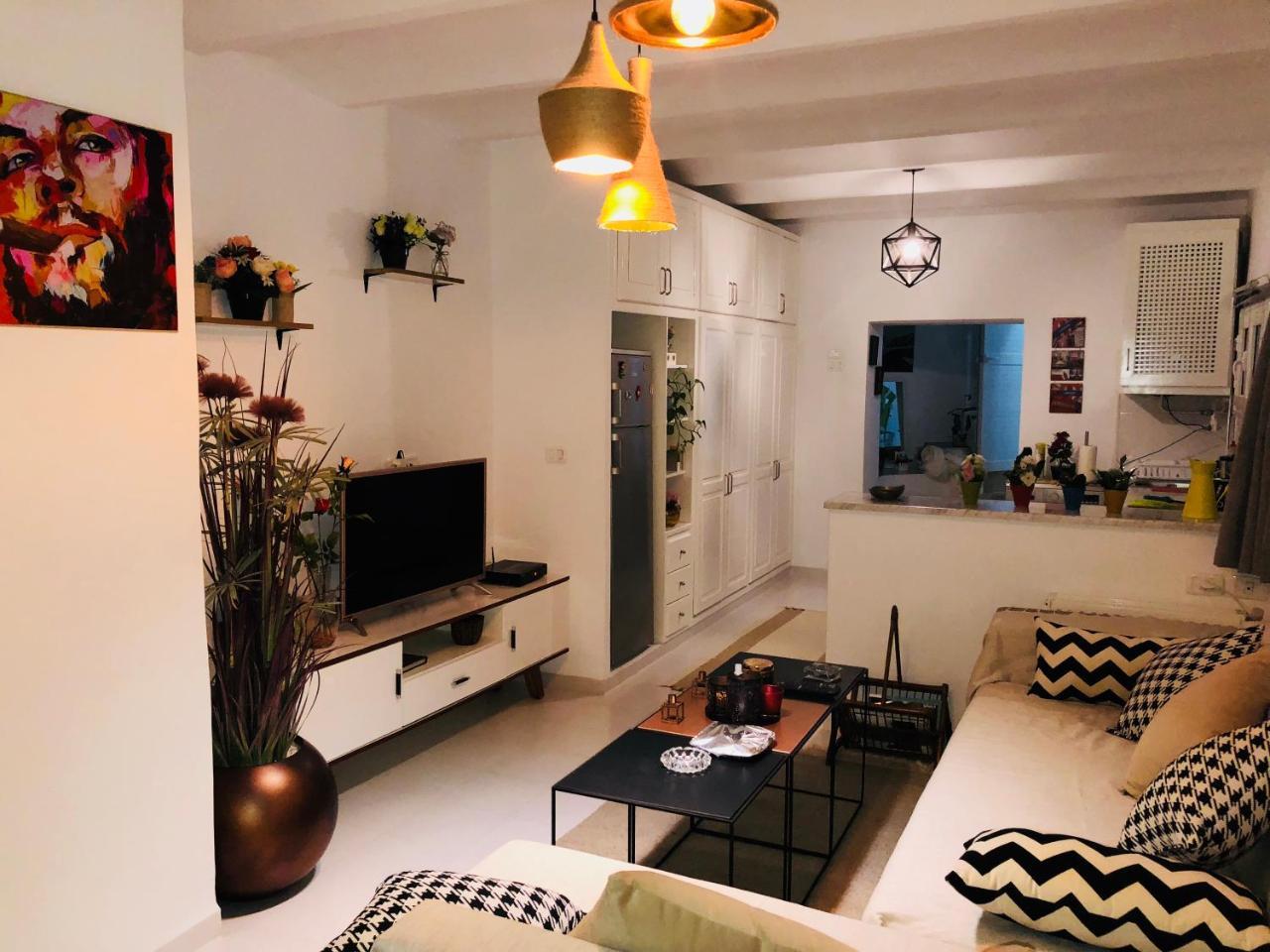 Cosy Appart En Plein Coeur De Ла-Марса Экстерьер фото